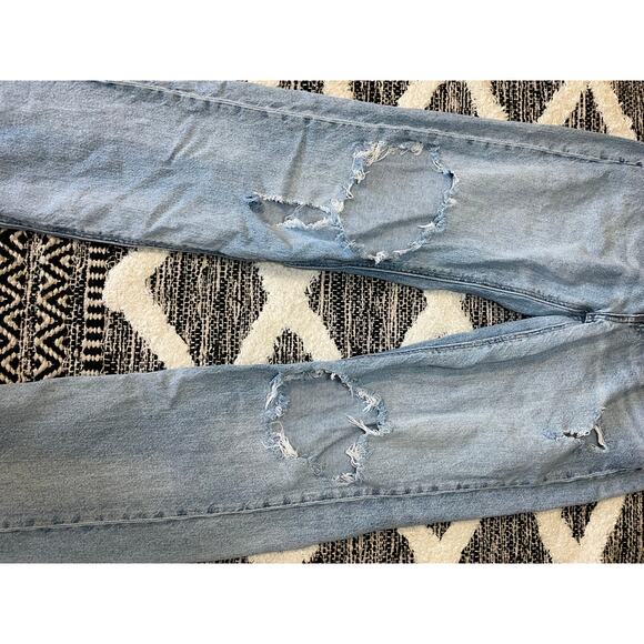 American Eagle Low Rise Baggy Distressed Jeans size 00 - Picture 4 of 8
